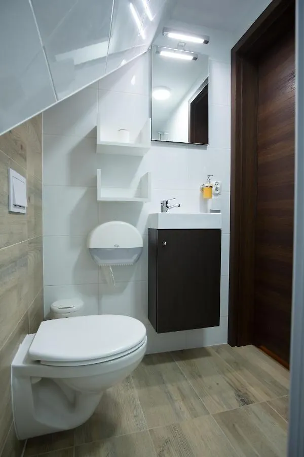 Willa Mala Laka Jacuzzi & Sauna Zakopane Bed & Breakfast