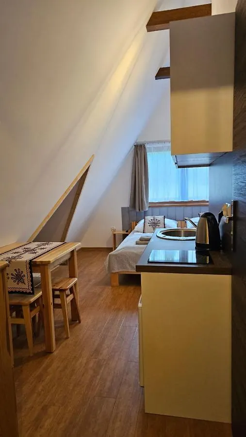 Willa Mala Laka Jacuzzi & Sauna Zakopane Bed & Breakfast