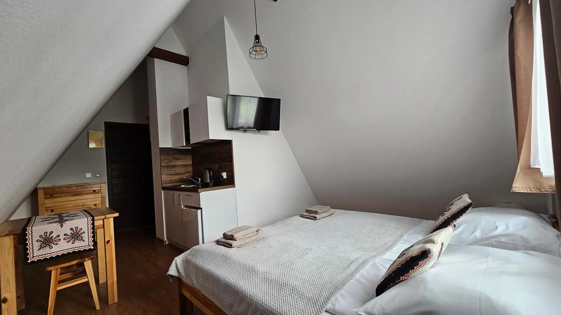Bed & Breakfast Willa Mala Laka Jacuzzi & Sauna Zakopane Poland